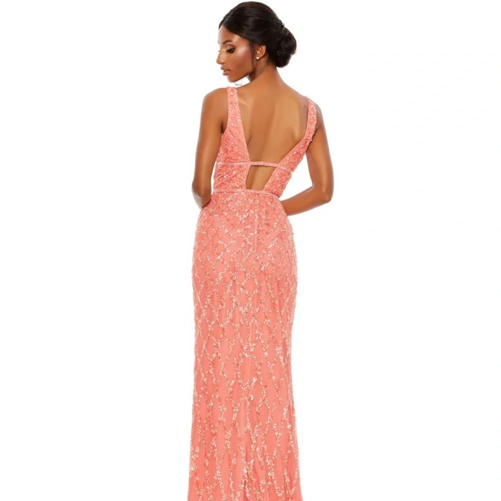 Formal, Evening, Gorgeous MacDuggal Coral Gown - Picture 3 of 7